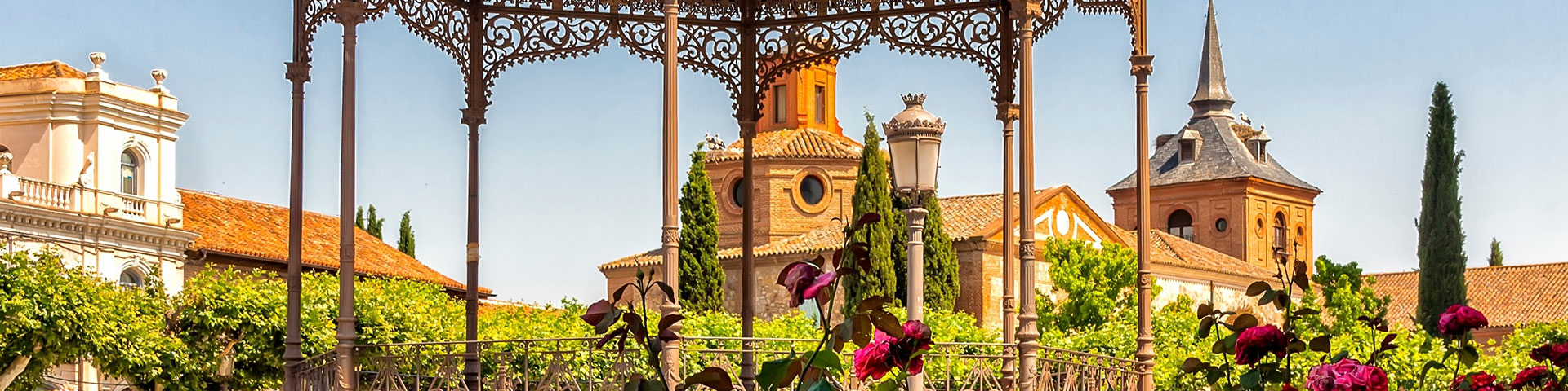 En 1998, Alcalá de Henares fue declarada Ciudad Patrimonio Mundial. Gracias a su recinto histórico y el rectorado de la Universidad, es una de las nueve ciudades de España que la UNESCO ha clasificado como únicas