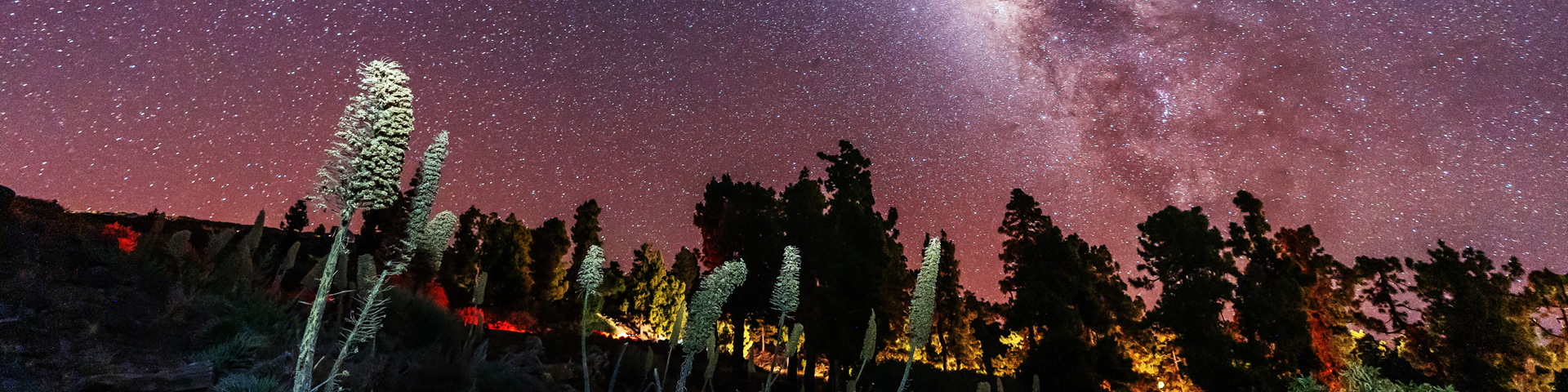 Et af de bedste astronomiske syn i verden kan ses i Caldera de Taburiente nær Roque de los Muchachos-observatoriet (La Palma, De Kanariske Øer, Spanien).