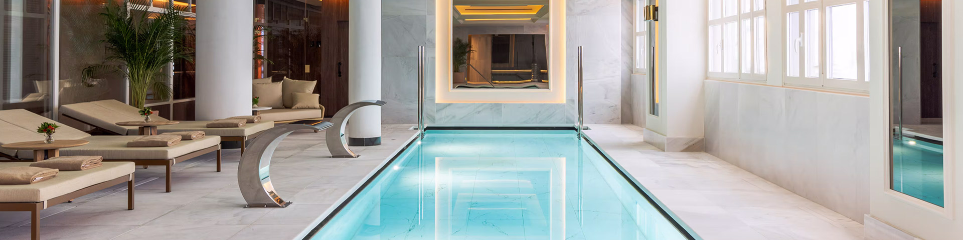 The thermal pool at Casa de las Artes Meliá Collection (Madrid) is one of the hotel’s standout features