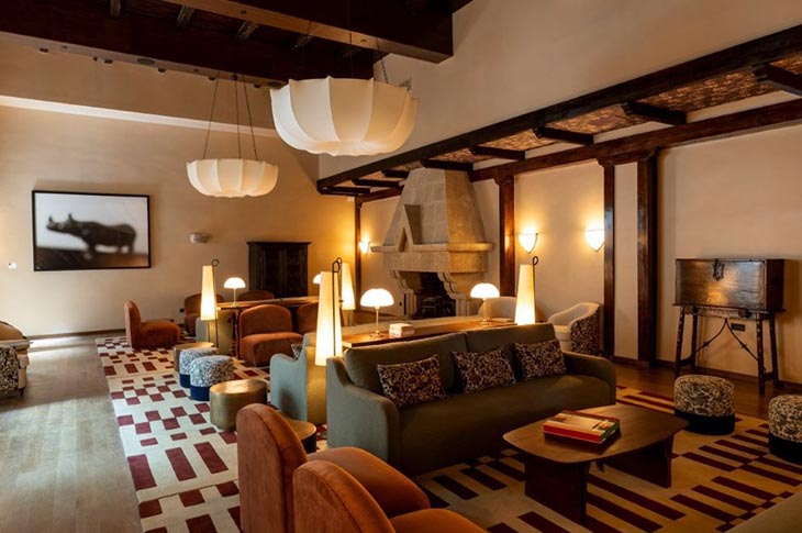 The renovation fuses historic elements, exquisite materials and a contemporary interior inspired by the landscapes and wines of Olite The renovation fuses historic elements, exquisite materials and a contemporary interior inspired by the landscapes and wines of Olite