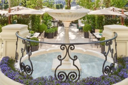 Main terrace of the Mandarin Oriental Ritz Madrid, one of the hotels with 3 Michelin Keys