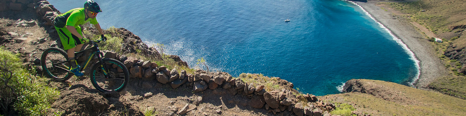 Thanks to its natural landscape, La Gomera (Canary Islands, Spain) is the perfect mountain biking destination