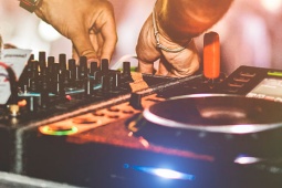 Ibiza has 4 nightclubs among the top 10 in the world according to the International Nightlife Association