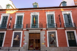 Façade of the National Museum of Romanticism