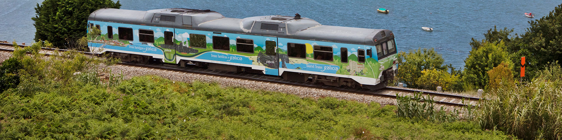 Fra Atlanterhavet til Ribeira Sacra: en mangfoldighed af landskaber på skinner, hvor man kan opleve Galiciens herligheder