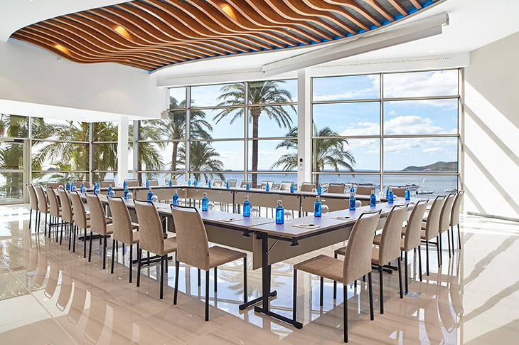 Its modern structure, state-of-the-art technology, and privileged location make the Torre del Mar Convention and Events Center a real leading venue for MICE tourism in Ibiza