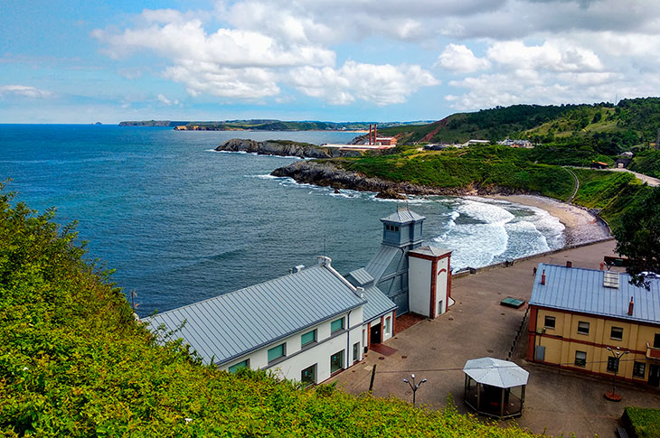 Arnao Mine next to the beach in Castrillón (Asturias)