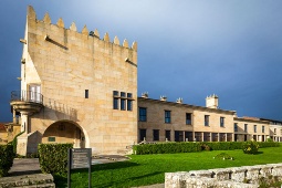 El Parador de Baiona (Pontevedra) es uno de los establecimientos que se han renovado recientemente con el impulso de Turespaña