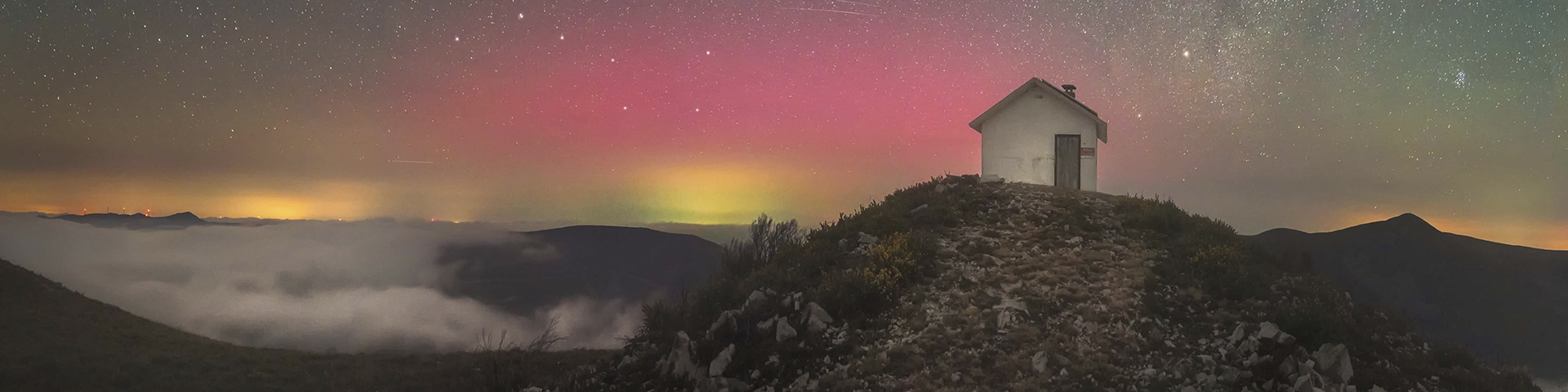 Thanks to its unique orography and low levels of environmental and light pollution of its skies, the municipality of Allande provides optimal conditions for observing the night landscape