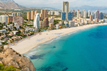Luftaufnahme des Strandes von Benidorm