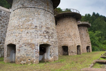 Les mines d’Aizpea, plus connues sous le nom de Montagne du Fer et classées Ensemble Monumental par le gouvernement basque, permettent de découvrir les techniques d’extraction du fer et de visiter une galerie