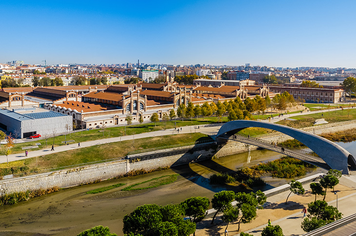 Matadero Madrid stało się centrum sztuki, w którym odbywają się prezentacje, wystawy, warsztaty, występy, spektakle i wiele innych wydarzeń