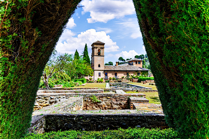 The Parador de Granada is a former convent built by the Catholic Monarchs over a former Nasrid palace The Parador de Granada is a former convent built by the Catholic Monarchs over a former Nasrid palace