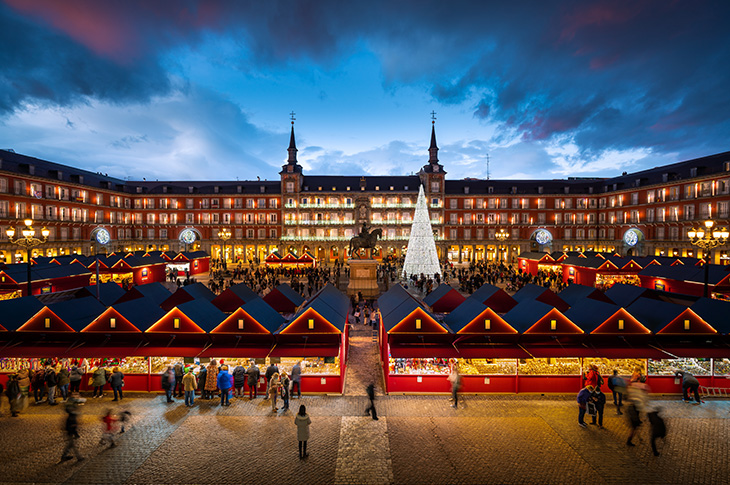 With Christmas just round the corner, Madrid’s Plaza Mayor transforms into a vast market filled with colorful stalls where residents and tourists will find all kinds of nativity figures, toys, novelty items, and Christmas musical instruments With Christmas just round the corner, Madrid’s Plaza Mayor transforms into a vast market filled with colorful stalls where residents and tourists will find all kinds of nativity figures, toys, novelty items, and Christmas musical instruments