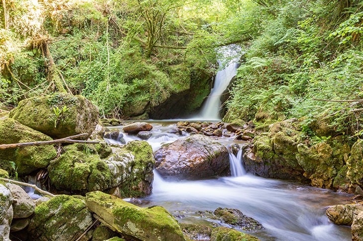 La cascade de Xorroxin est l’un des grands attraits de la vallée de Baztán La cascade de Xorroxin est l’un des grands attraits de la vallée de Baztán