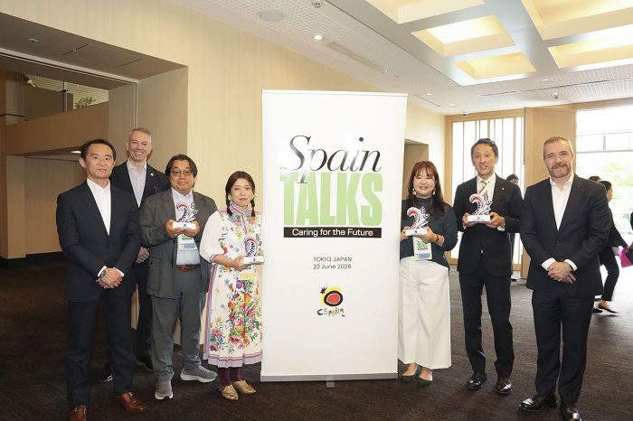 Spain Talks Tokio
