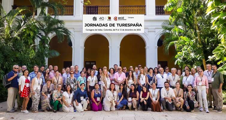 Grupo Jornadas LATAM 2025 en Cartagena, Colombia