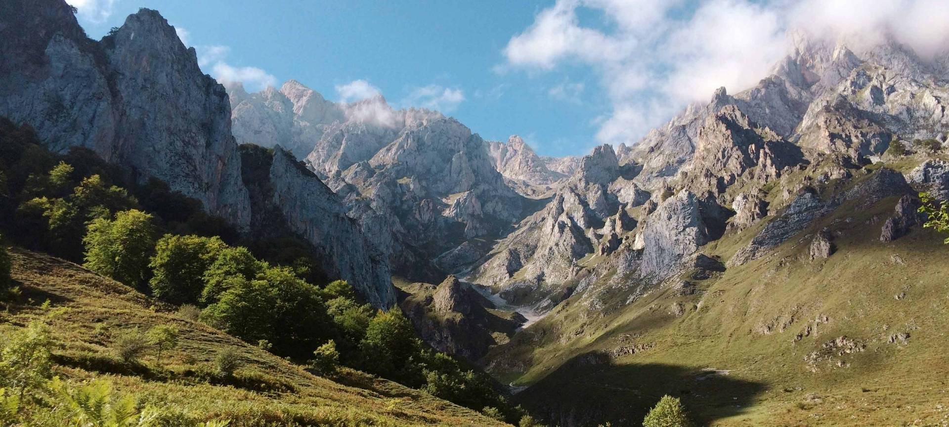 Kuva Camaleñon laaksosta (Cantabria, Espanja), portti Picos de Europalle