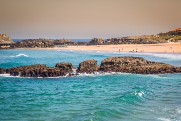 Der Strand von Helgueras (Noja/Region Kantabrien) ist einer der neuen Strände mit Blauer Flagge im Jahr 2025