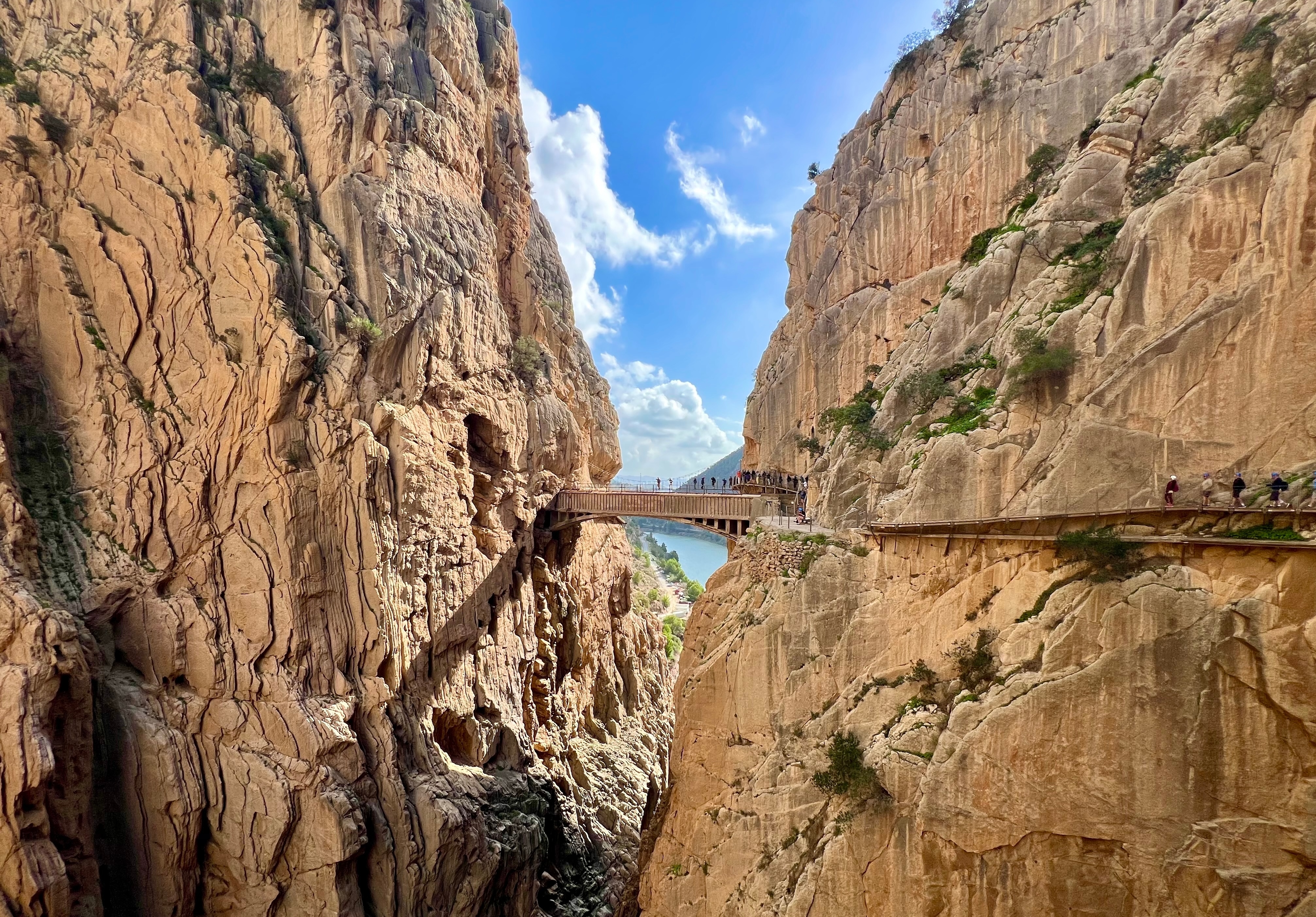 O famoso Caminito del Rey está localizado entre os municípios de Álora, Ardales e Antequera (Málaga) © Shutterstock O famoso Caminito del Rey está localizado entre os municípios de Álora, Ardales e Antequera (Málaga) © Shutterstock