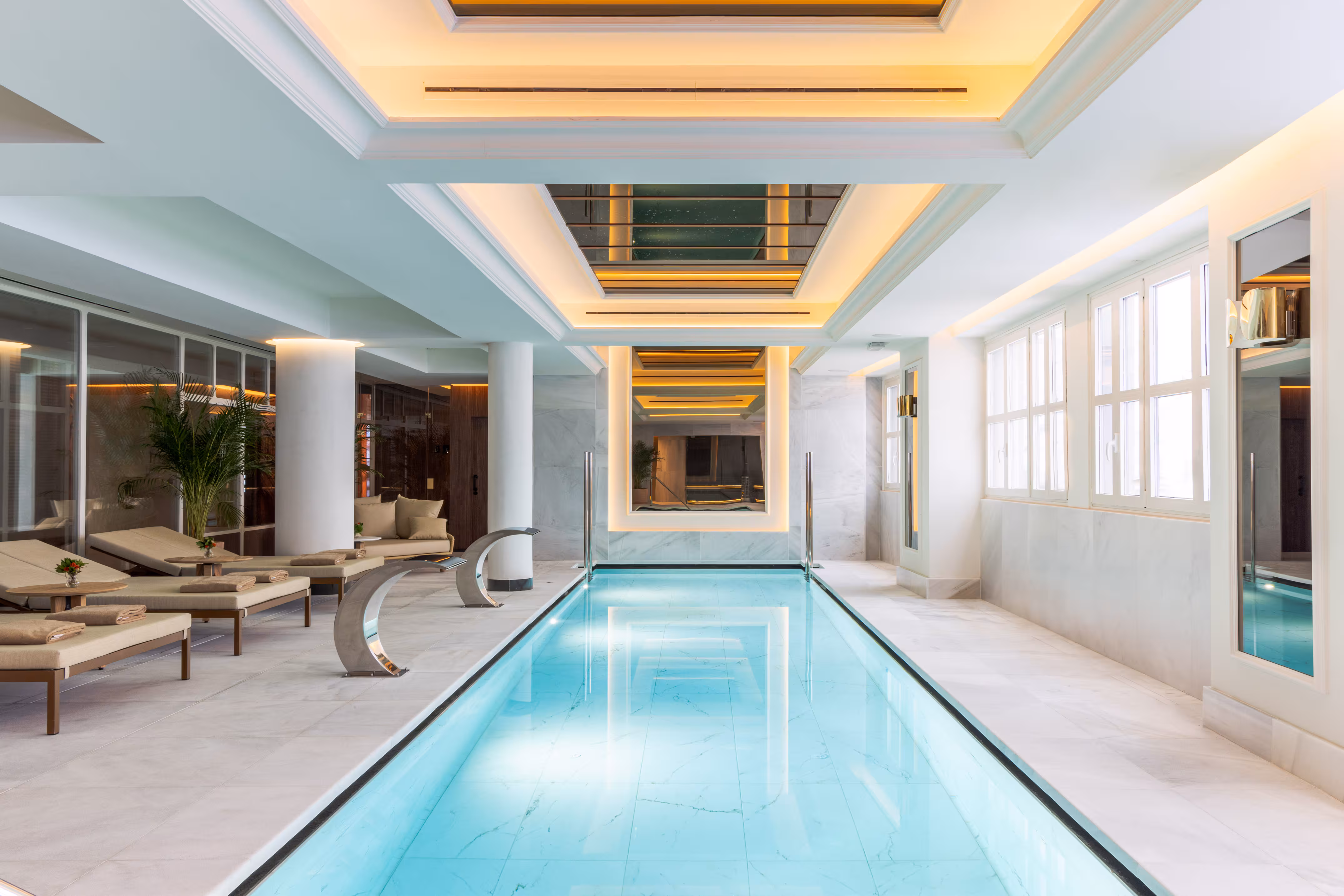 A piscina termal da Coleção Casa de las Artes Meliá (Madrid) é uma das grandes atrações do hotel © Meliá Hotels A piscina termal da Coleção Casa de las Artes Meliá (Madrid) é uma das grandes atrações do hotel © Meliá Hotels