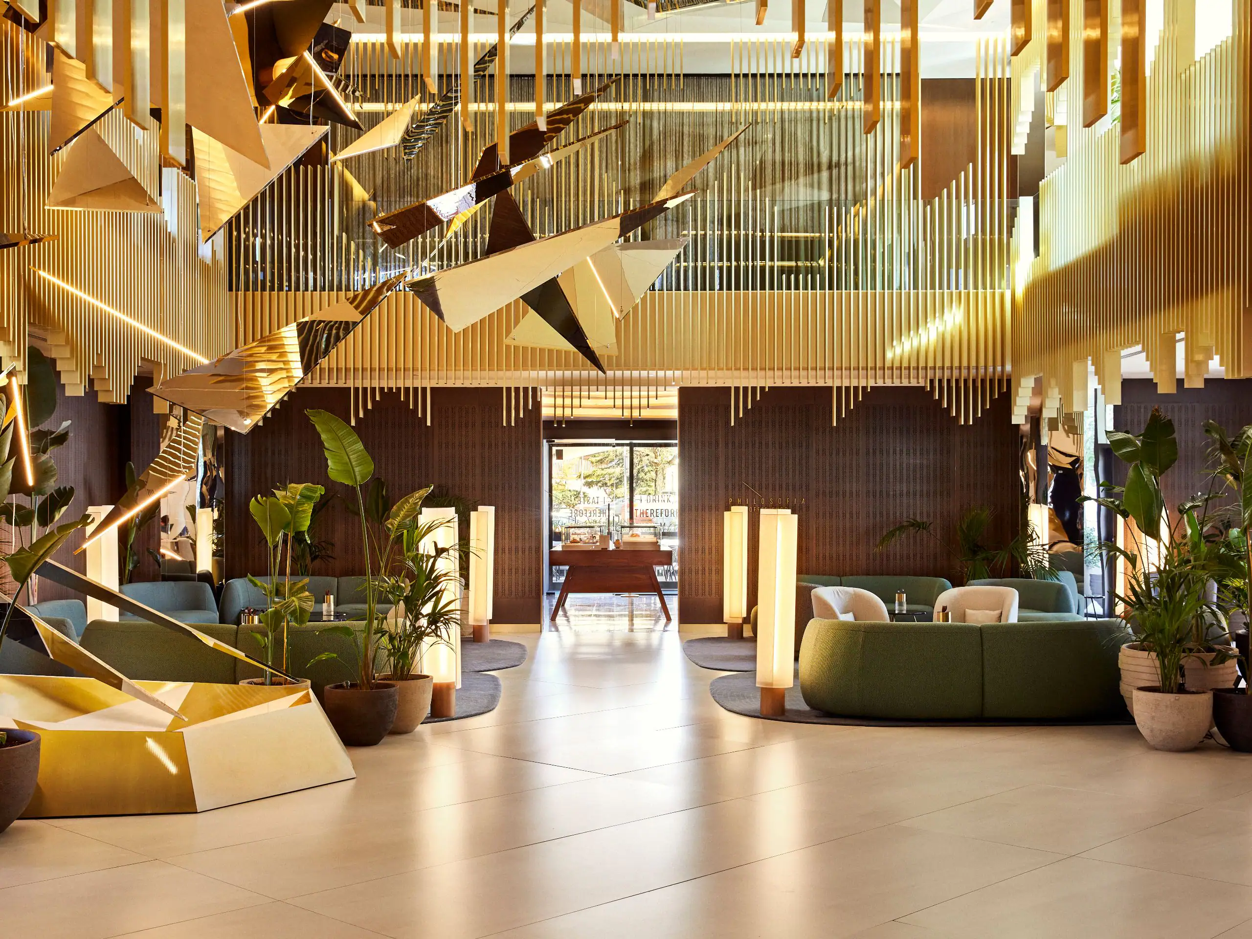 O Grand Hyatt Barcelona tem 465 quartos e um luxuoso penthouse ©Hyatt Hotels Corporation O Grand Hyatt Barcelona tem 465 quartos e um luxuoso penthouse ©Hyatt Hotels Corporation