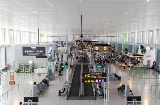 Companhias aéreas como a Vueling e a EasyJet vão reforçar as suas rotas com o aeroporto de Málaga © AENA Companhias aéreas como a Vueling e a EasyJet vão reforçar as suas rotas com o aeroporto de Málaga © AENA