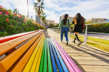 Com sua oferta renovada de shows, Benidorm envia uma mensagem clara de tolerância e respeito © Shutterstock