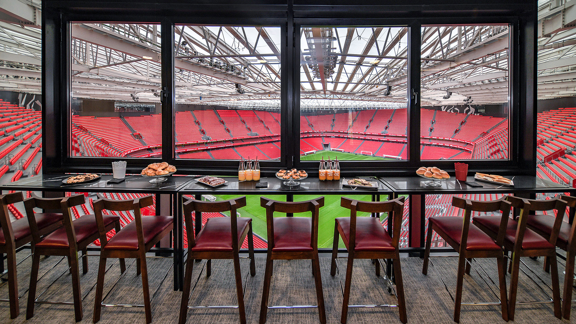 Área VIP do Sky Box dos Espaços do Estádio San Mamés © Eventos San Mamés Área VIP do Sky Box dos Espaços do Estádio San Mamés © Eventos San Mamés