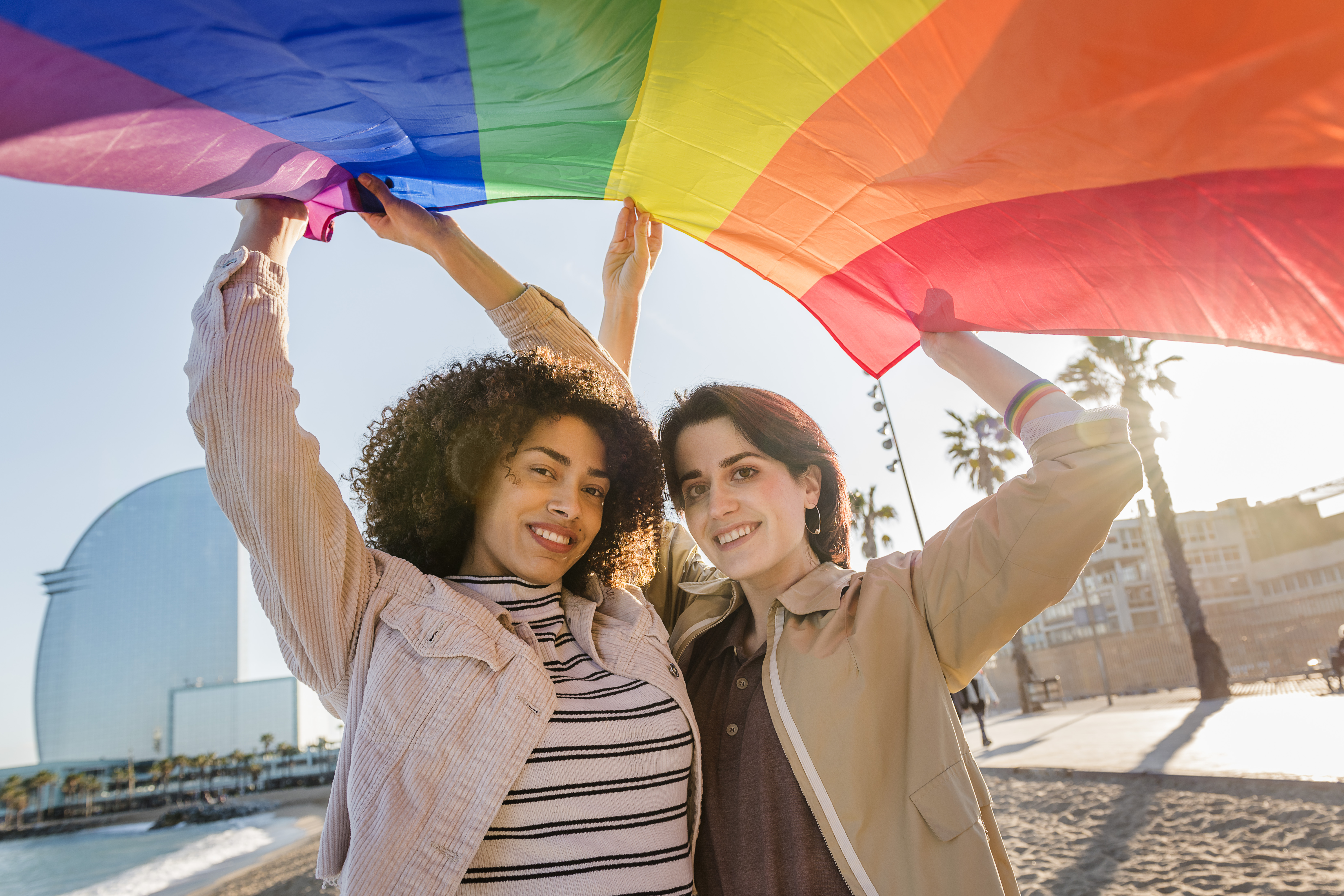 Agenda cultural LGTBIQ+ de Barcelona é uma das mais dinâmicas da Europa © Shutterstock Agenda cultural LGTBIQ+ de Barcelona é uma das mais dinâmicas da Europa © Shutterstock