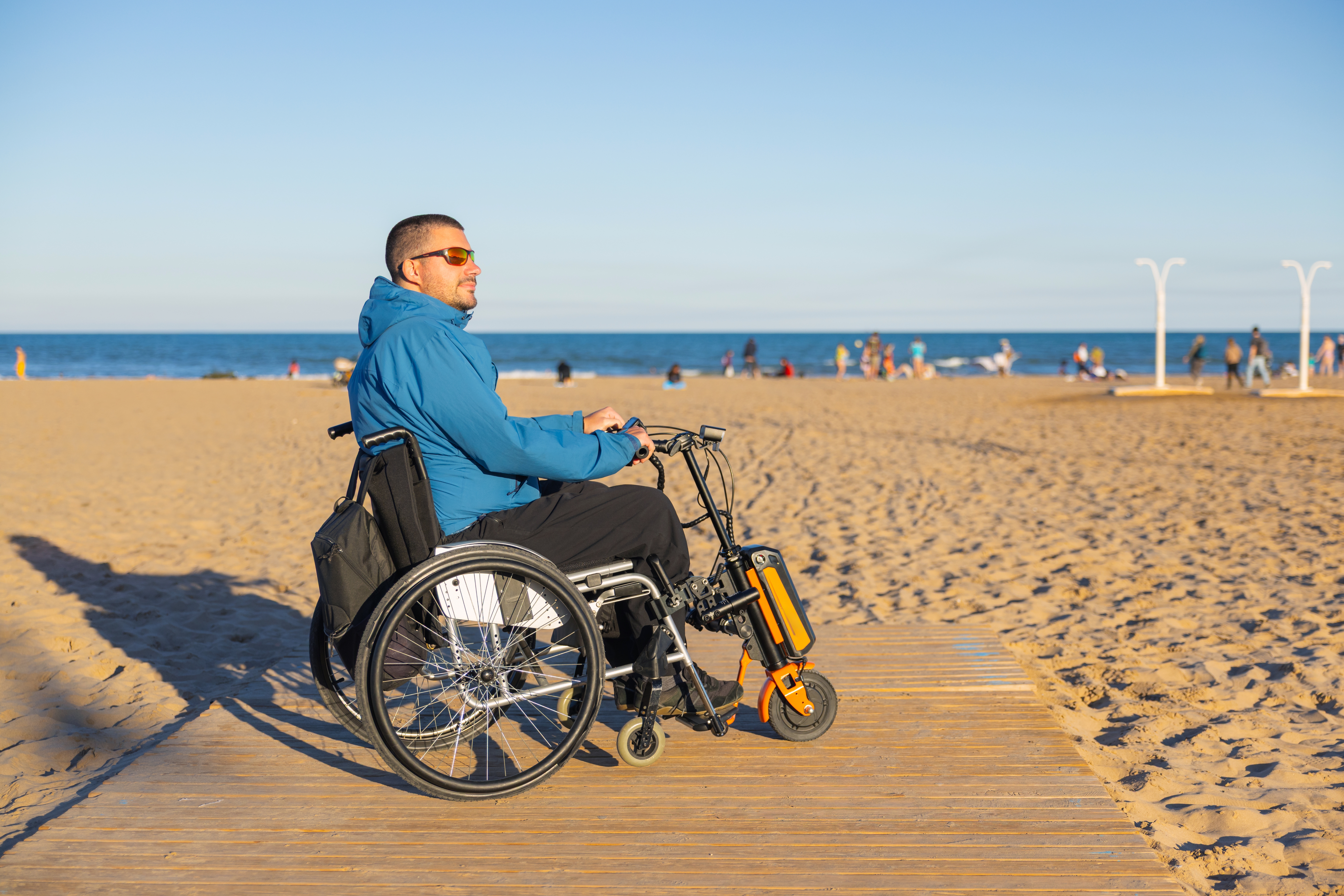 Espanha tem cerca de 600 praias equipadas com facilidades e serviços acessíveis para pessoas com mobilidade reduzida ou deficiências sensoriais