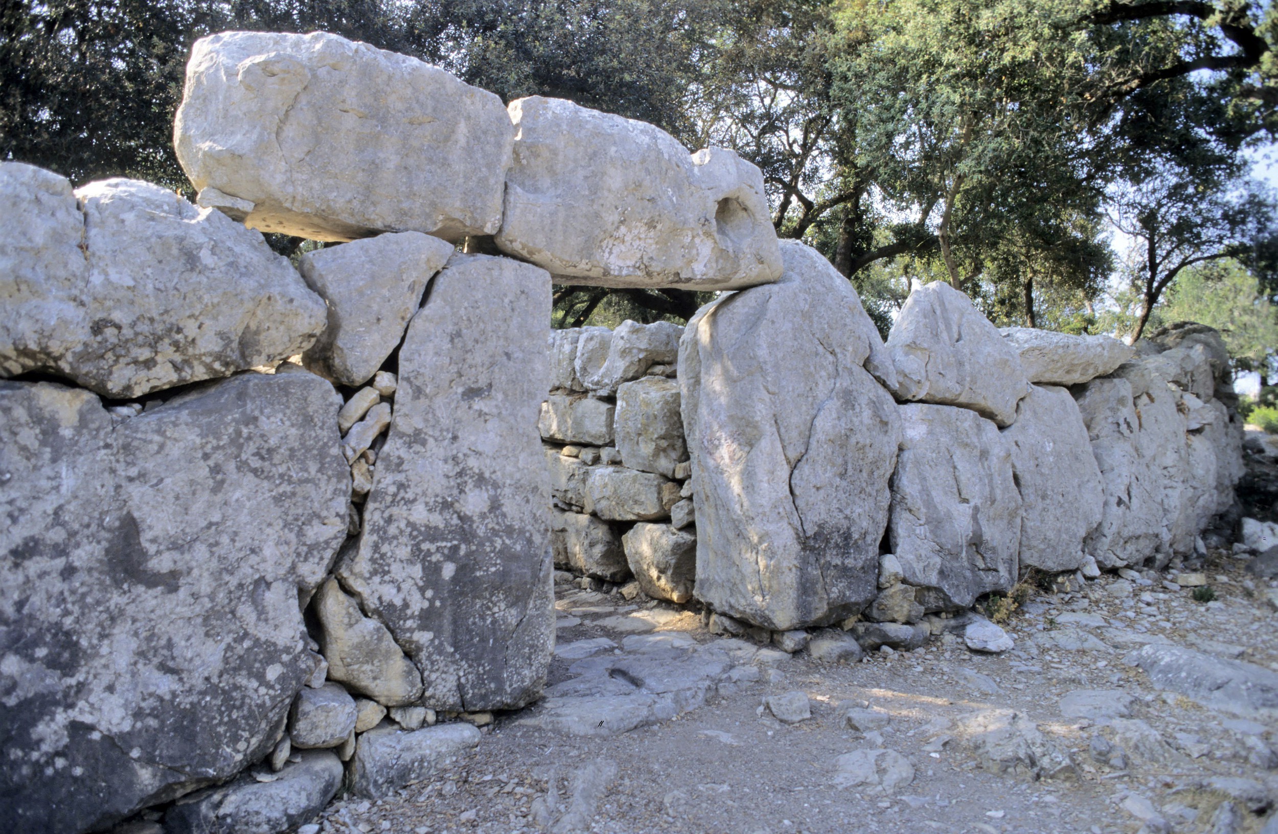A cidade de Ses Païsses é um dos maiores e mais bem preservados assentamentos em Mallorca © Turismo Ilhas Baleares A cidade de Ses Païsses é um dos maiores e mais bem preservados assentamentos em Mallorca © Turismo Ilhas Baleares
