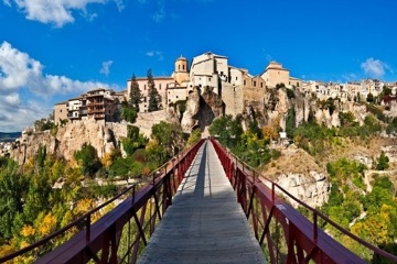 Cuenca oferece mais de 1.300 camas, a maioria delas em estabelecimentos de 3 e 4 estrelas © Turismo Castilla-La Mancha / David Blázquez