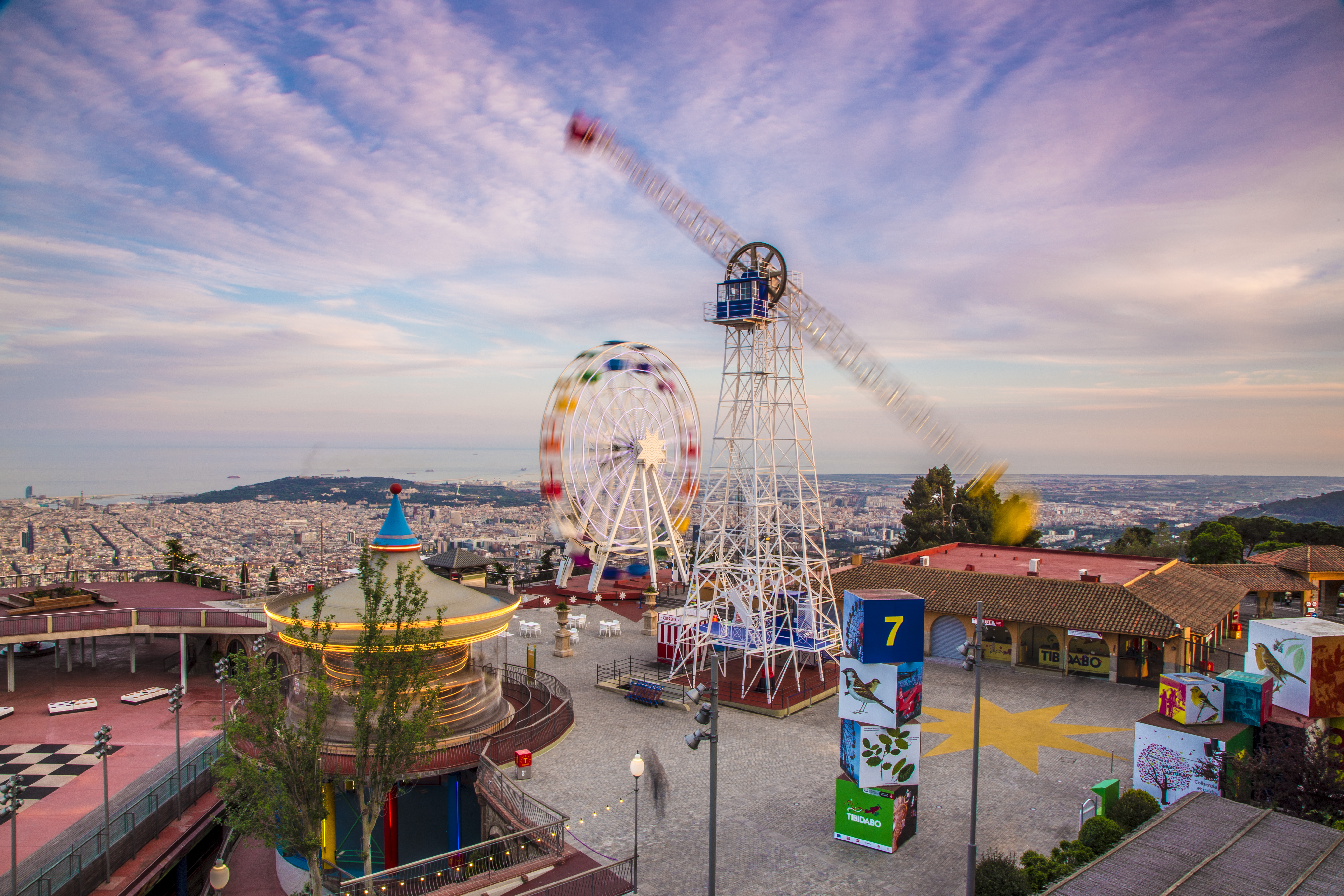 O Parque de Diversões Tibidabo é o parque temático mais antigo da Espanha e o terceiro mais antigo da Europa © Parc d'Atraccions Tibidabo
