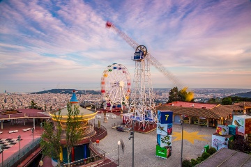 O Parque de Diversões Tibidabo é o parque temático mais antigo da Espanha e o terceiro mais antigo da Europa © Parc d'Atraccions Tibidabo