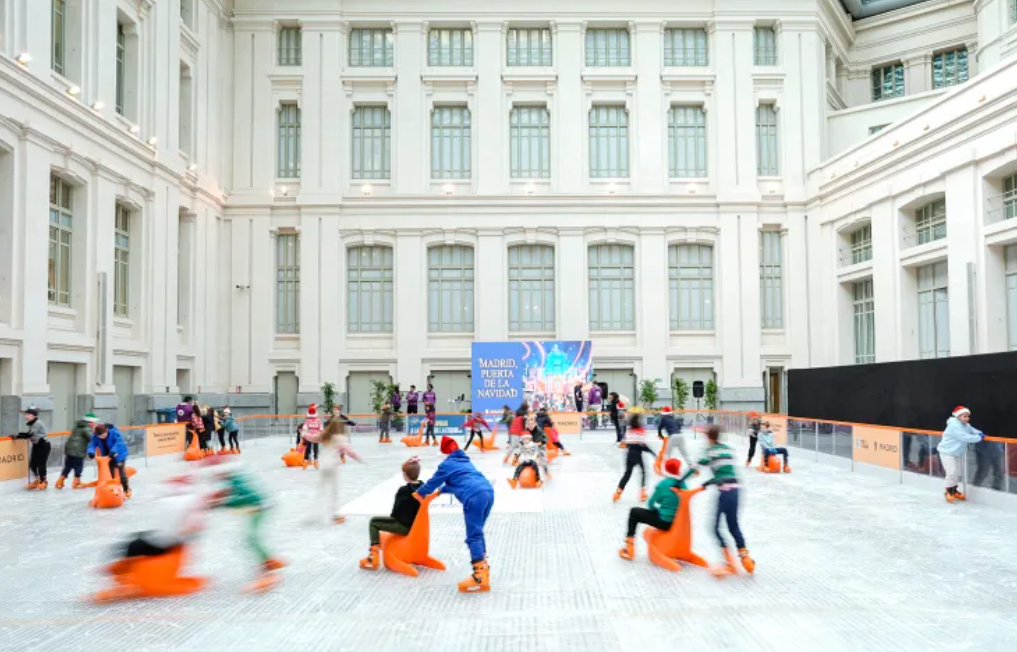 Pista de Gelo no Palacio de Cibeles