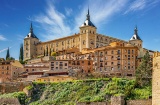 lick auf den Alcázar von Toledo. Die Stadt gehört seit 1986 zum UNESCO-Weltkulturerbe lick auf den Alcázar von Toledo. Die Stadt gehört seit 1986 zum UNESCO-Weltkulturerbe