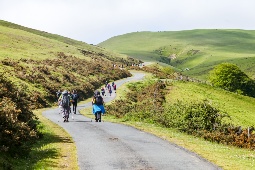 Der Jakobsweg bereitet sich auf das Heilige Jahr 2027 mit einer sorgfältig kuratierten Auswahl von 27 Orten entlang seiner bekanntesten Routen in Galicien vor