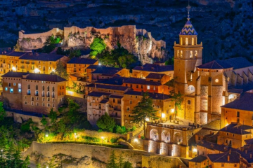 Panoramablick auf Albarracín, einen der schönsten Orte für einen Familienurlaub