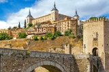 Toledo Reisen bietet ein kulturelles Erlebnis, das dazu einlädt, die Stadt aus einer filmischen Perspektive neu zu entdecken. Toledo Reisen bietet ein kulturelles Erlebnis, das dazu einlädt, die Stadt aus einer filmischen Perspektive neu zu entdecken.