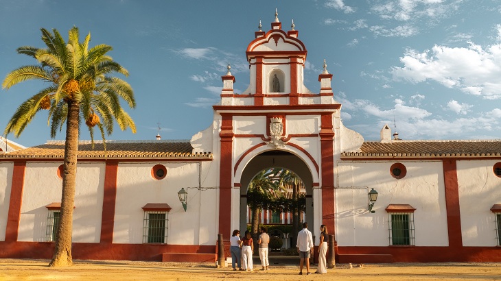 Auf einem Anwesen mit mehr als 500 Jahren Tradition ist Hacienda Guzmán (Sevilla) ein Beispiel dafür, wie sich eine agrarische Tätigkeit in ein einzigartiges Olivenöltourismus-Erlebnis verwandeln lässt Auf einem Anwesen mit mehr als 500 Jahren Tradition ist Hacienda Guzmán (Sevilla) ein Beispiel dafür, wie sich eine agrarische Tätigkeit in ein einzigartiges Olivenöltourismus-Erlebnis verwandeln lässt
