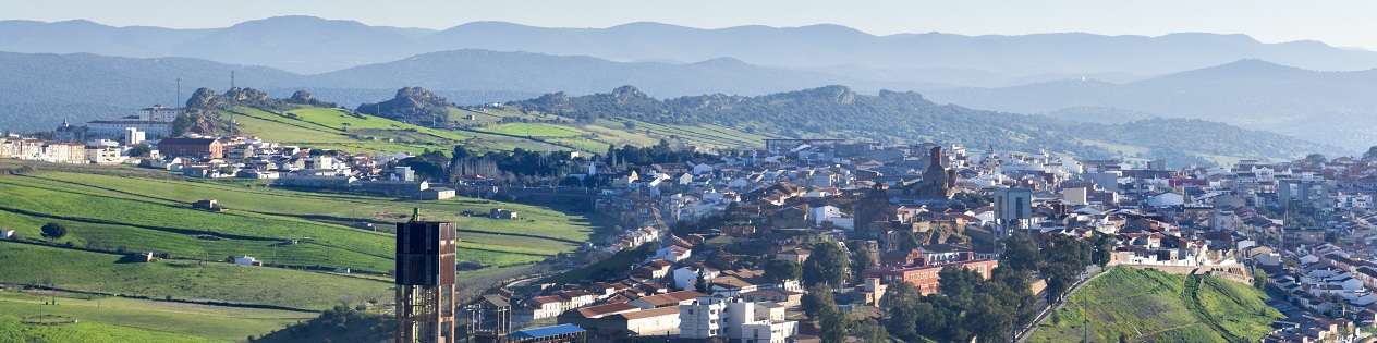 Mit den Touristenzügen lassen sich einige der einzigartigsten Gemeinden von Kastilien-La Mancha im Rahmen von Führungen und massgeschneiderten Erlebnissen entdecken. Im Bild: Almadén (Ciudad Real)