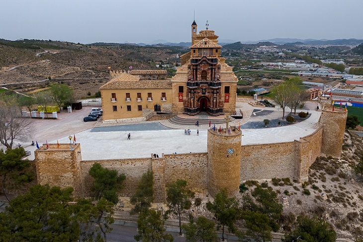 Luftaufnahme der Templerburg von Caravaca de la Cruz Luftaufnahme der Templerburg von Caravaca de la Cruz