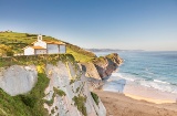 Der Geopark der baskischen Küste erstreckt sich über 90 Quadratkilometer entlang der spektakulären Klippen zwischen Mutriku, Deba und Zumaia.