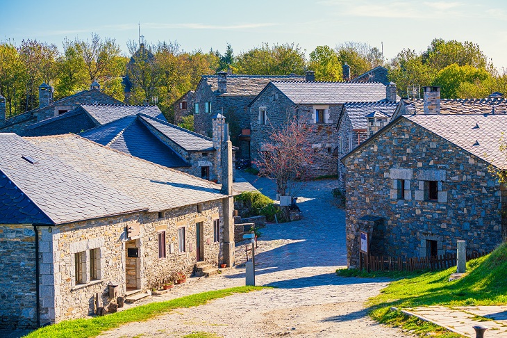 Pedrafita do Cebreiro, Eingangspunkt des Französischen Jakobswegs Pedrafita do Cebreiro, Eingangspunkt des Französischen Jakobswegs