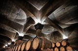 Im Hauptsaal der Bodegas Viña Ijalba lagern 1.000 Eichenfässer Im Hauptsaal der Bodegas Viña Ijalba lagern 1.000 Eichenfässer