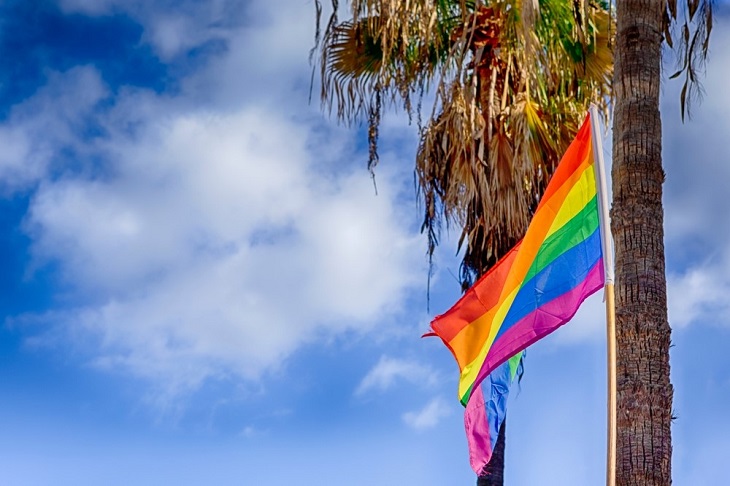 LGBT-Flagge auf Gran Canaria anlässlich des Maspalomas Gay Pride LGBT-Flagge auf Gran Canaria anlässlich des Maspalomas Gay Pride